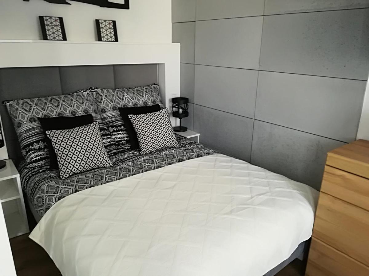 Apartament Wroclaw Centrum Dorzecze Legnickiej ภายนอก รูปภาพ